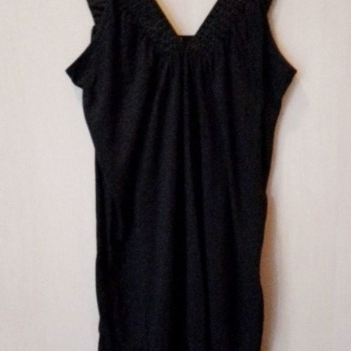 Women's short black dress with satin belt, size Small