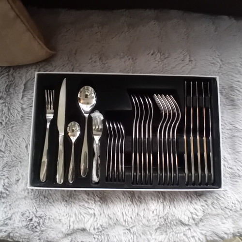 Cutlery sets new, 30 pieces each, stainless steel