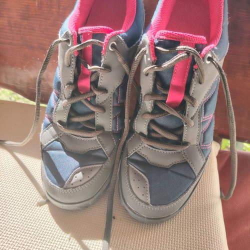 Decathlon Quechua sneakers like new, women's sport shoes size 38, blue and pink