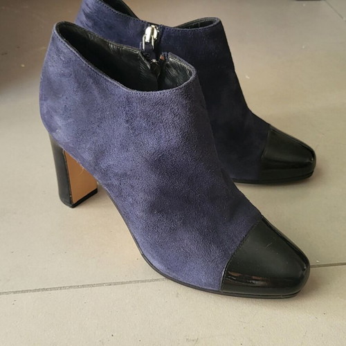 Max Mara suede leather ankle boots new, size 37, black and blue