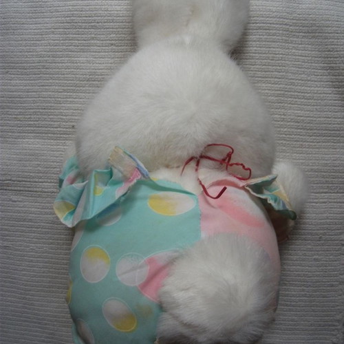 Lullaby Bunny Tomy vintage 1980-1990 new