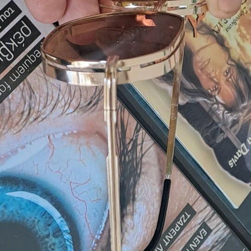 Sunglasses like new, brown and gold