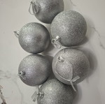 Set of 6 Large Silver Christmas Balls 10cm, glitter