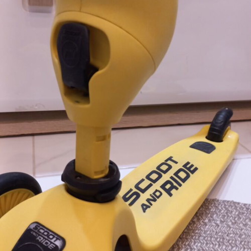 Scoot and Ride Kick Scooter used, adjustable height for 15 months to 5 years
