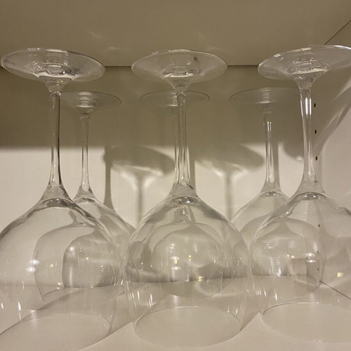 Wine glasses set of 6 like new, large