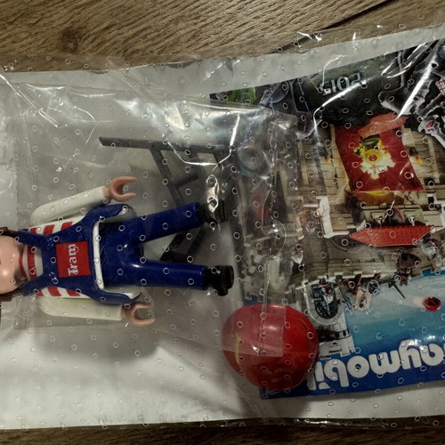 Playmobil 2015 Construction Worker Promo Figure new, sealed