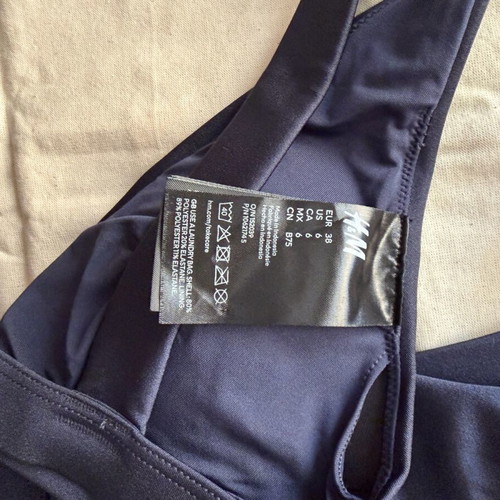 H&M top size 38 like new