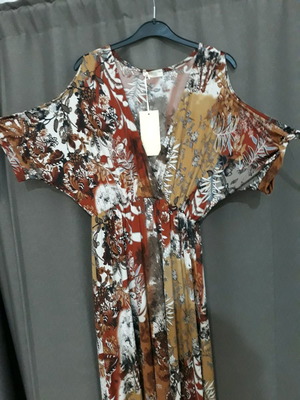 Plus Size φόρεμα XL κοντομάνικο πολύχρωμο καινούργιο με λάστιχο στη μέση