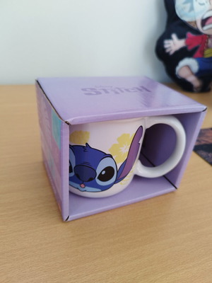 Stitch mug like new