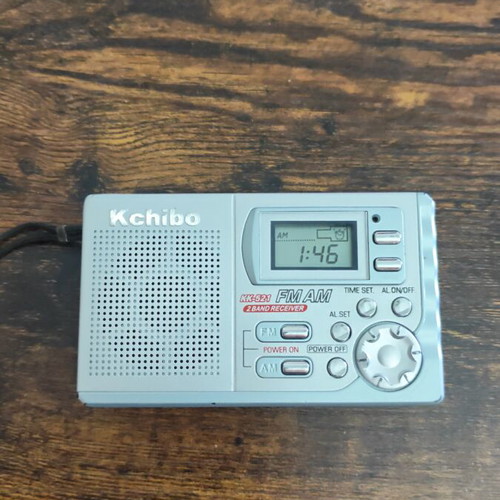 Kchibo KK-521 FM/AM pocket radio