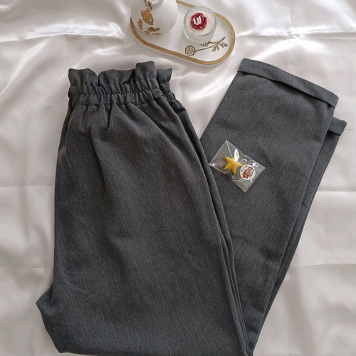 N&P Dark Gray Paperbag High-Waist Pants M like new with Tie-Waist Belt