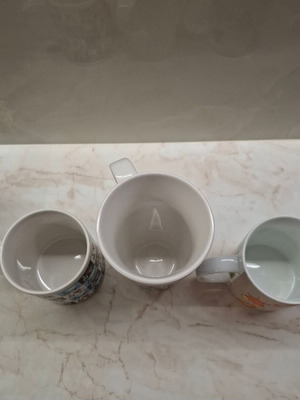 Mugs like new without tags