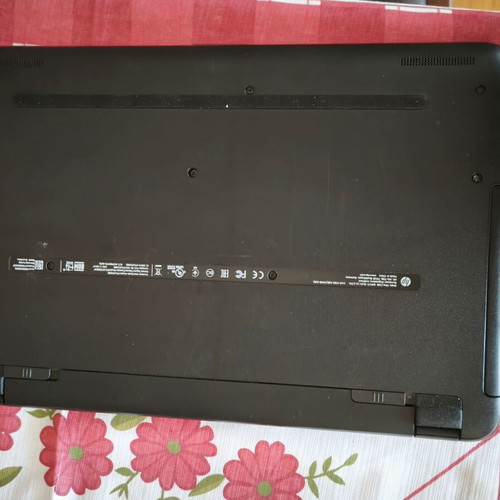 Laptop HP 15-ac104nv 15.6" FHD i5-6200U 8GB 256GB SSD Windows 11 Pro like new