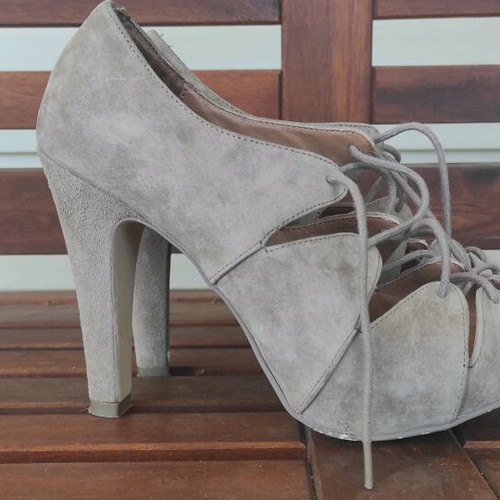 Bershka Suede Cut Out Heels with Laces Size 37 Like New
