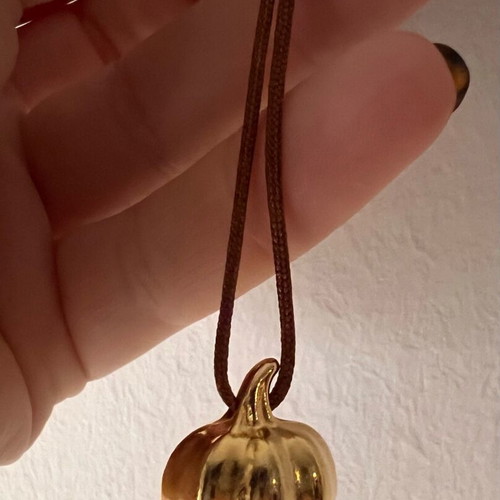 Pumpkin Treasure necklace new, gold color