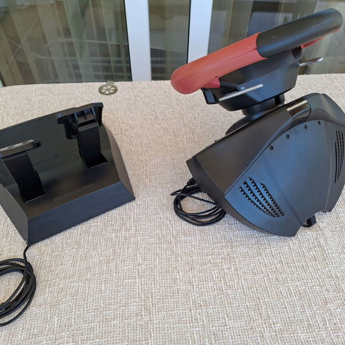 Thrustmaster Ferrari 458 Spider racing wheel for Xbox One, used