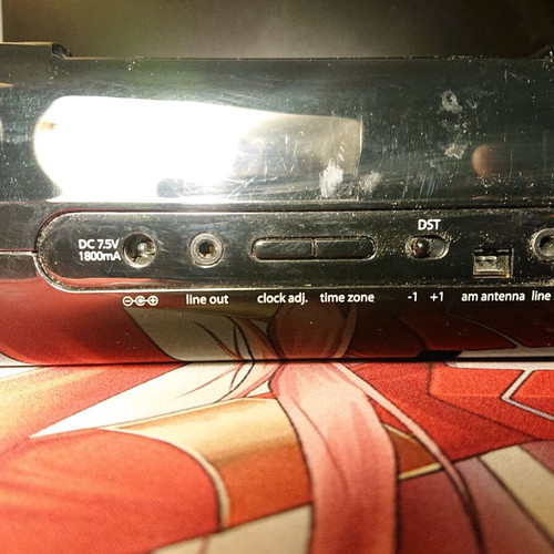 iHome iH9 alarm clock used with iPod dock and radio