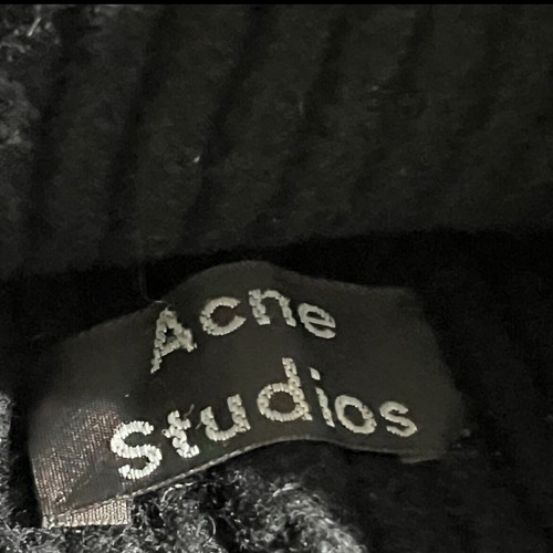 Acne Studios Large Face Logo Beanie like new, black