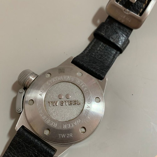 TW Steel Canteen TW2R 45mm watch like new, black leather strap