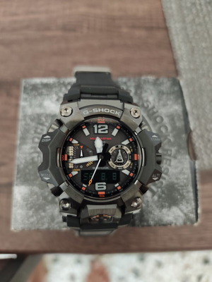 Casio GWG-B1000EC ACR limited edition watch like new, made in Japan