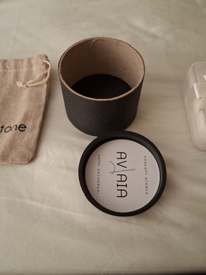 Jewelry packaging like new