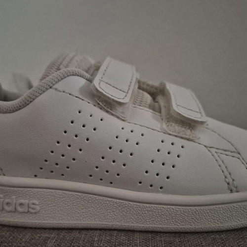 Adidas kids' casual shoes size 23, white