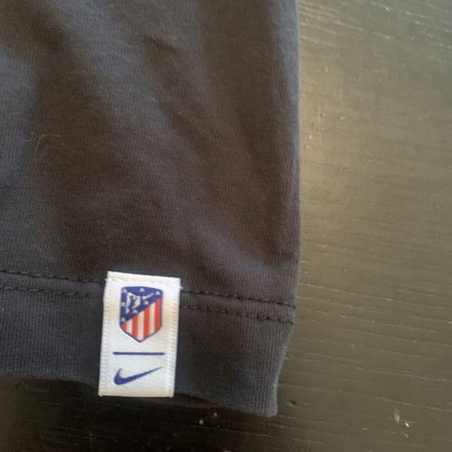 T shirt pack Nike and Adidas with Manchester, Atletico, Brooklyn Nets, like new