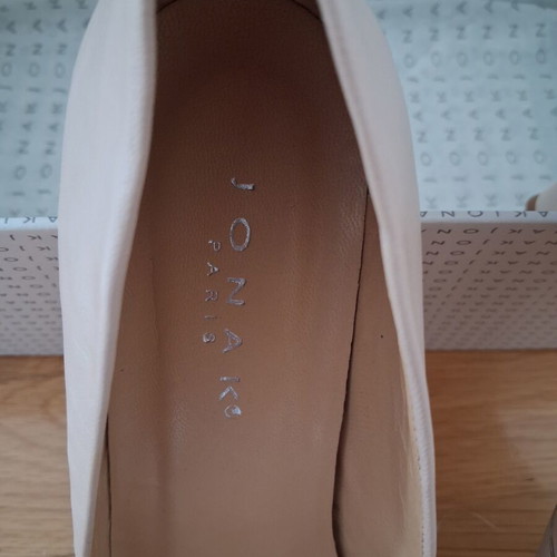 Jonak Paris nude leather pumps size 40, new