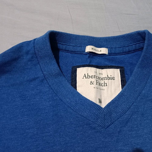 Abercrombie short sleeve t-shirt new size M
