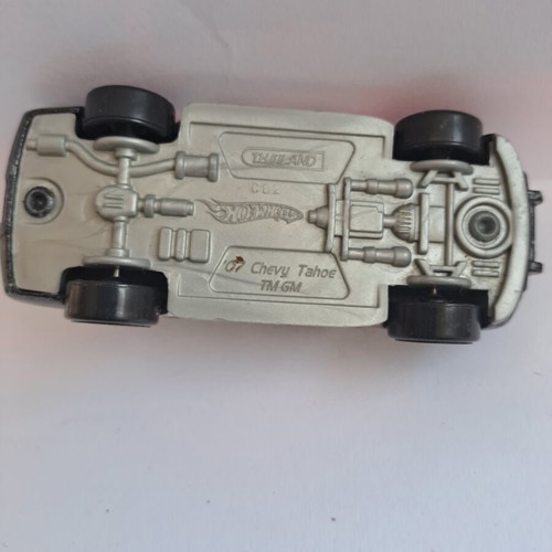 Hot Wheels '07 Chevy Tahoe Highway Patrol 2010 Edition diecast car
