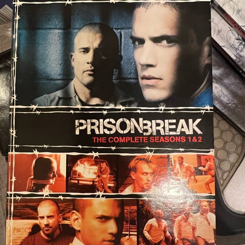 Prison Break boxset seasons 1 and 2, 12 DVDs, like new without Greek subtitles