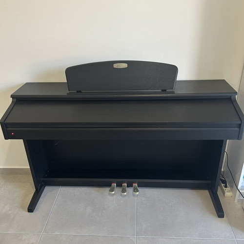 Electric piano like new