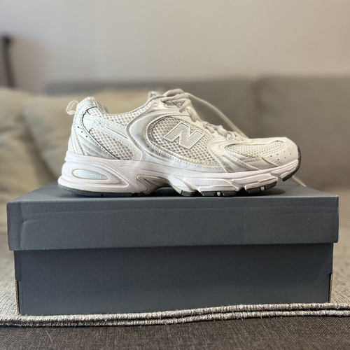 New Balance athletic shoes, size 38, white and silver