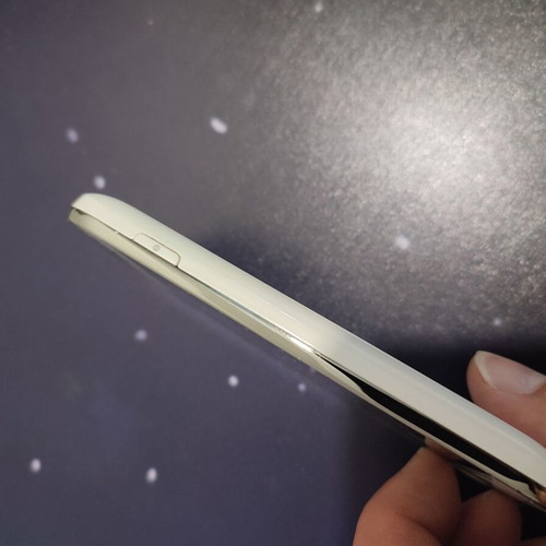 Samsung Galaxy Ace 3 smartphone
