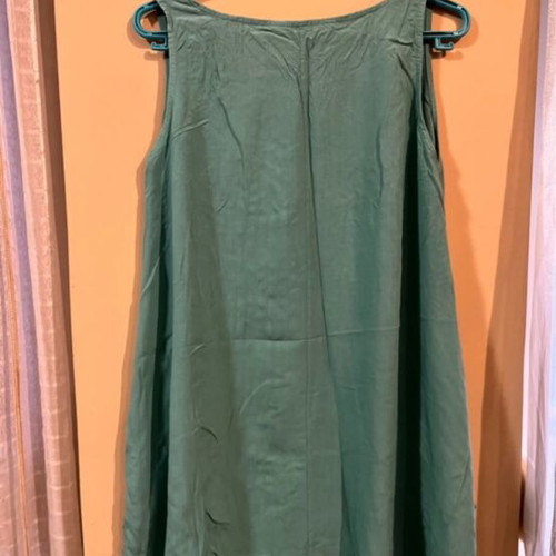 Green long blouse like new, size L