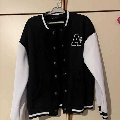 Fabric jacket like new, size L, black and white