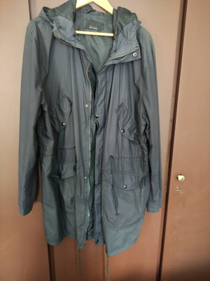 Blue XXL jacket like new with fur lining