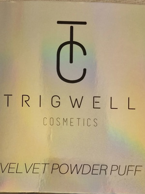 Trigwell Cosmetics velvet powder puff set of 2 new, black teardrop shape