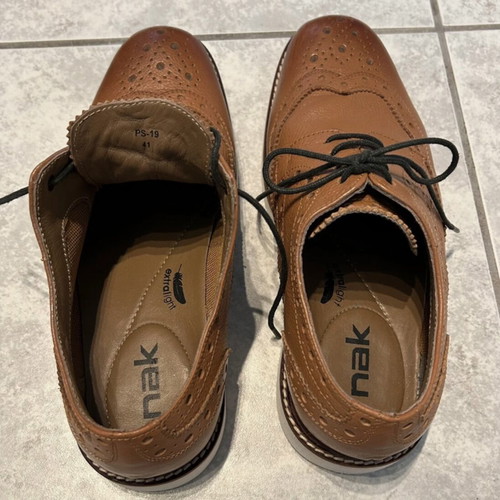 Nak men's leather shoes like new