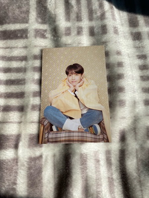 JHOPE BTS PERSONA collectible postcard new, official