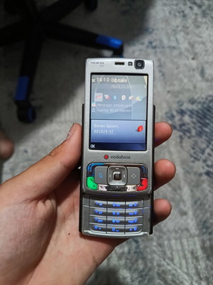 Nokia N95 μεταχειρισμένο τηλέφωνο, γκρι, μόνο για Vodafone, χωρίς μπαταρία και πίσω κάλυμμα