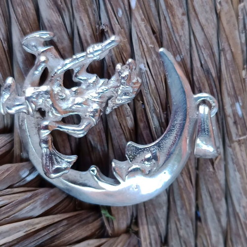 Silver 925 pendant with witch and broom like new, Apefton