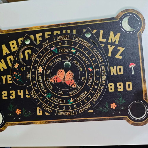 Vintage Ouija board like new with butterfly and moon phases
