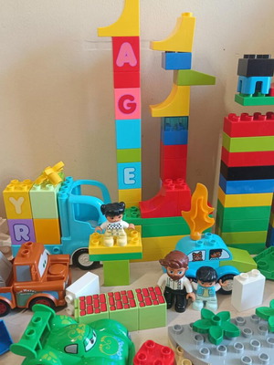Lego Duplo set used, over 210 pieces