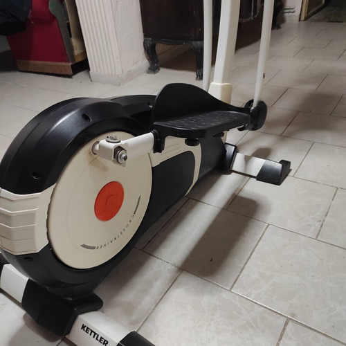 Kettler Verso 109 elliptical machine like new, Basic Series