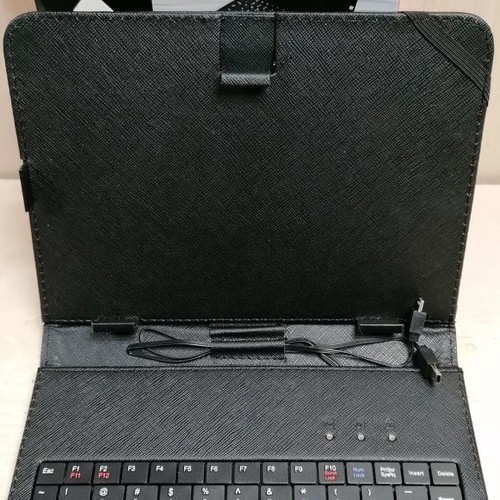 Tablet case 8" with keyboard new