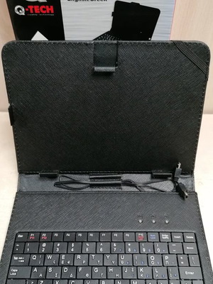 Tablet case 8" with keyboard new