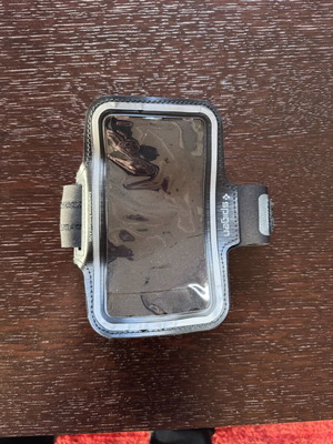 Spigen running phone case like new, fits iPhone 15 Pro Max