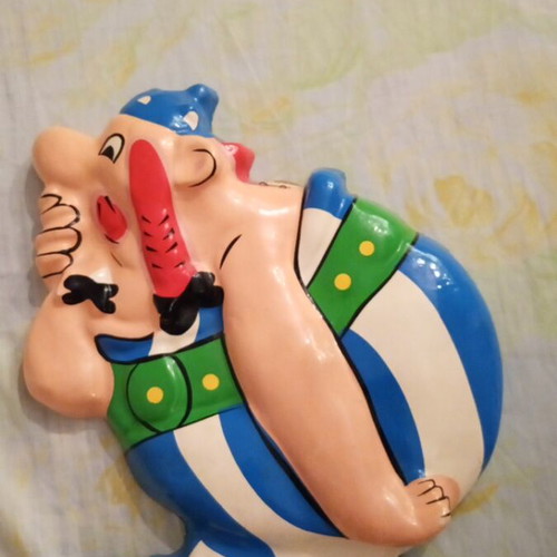 Asterix and Obelix decorative wall figures used, set of 2, plastic