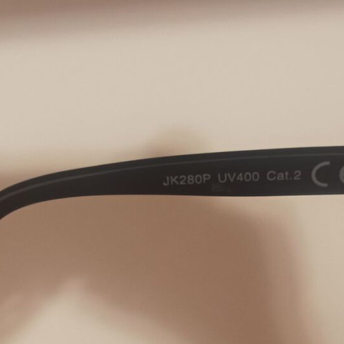 Children's sunglasses like new, 13 cm with red case